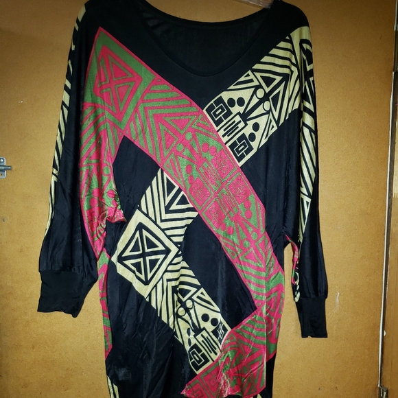 Tunic - Picture 2 of 4